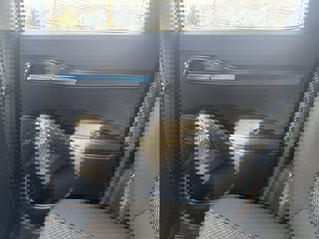 New 2026 Kia Seltos LX image 22