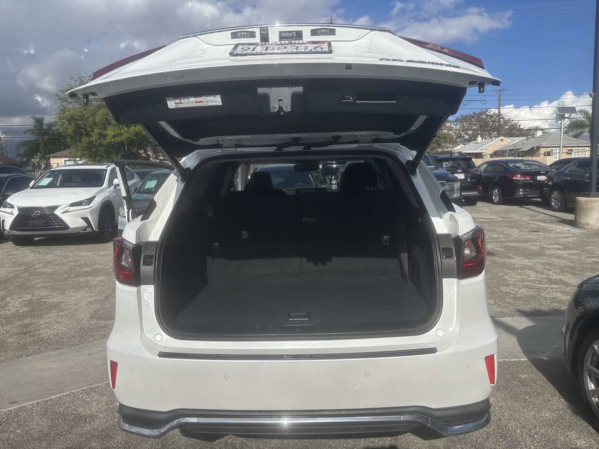 Used 2018 Lexus RX 450hL Premium image 34