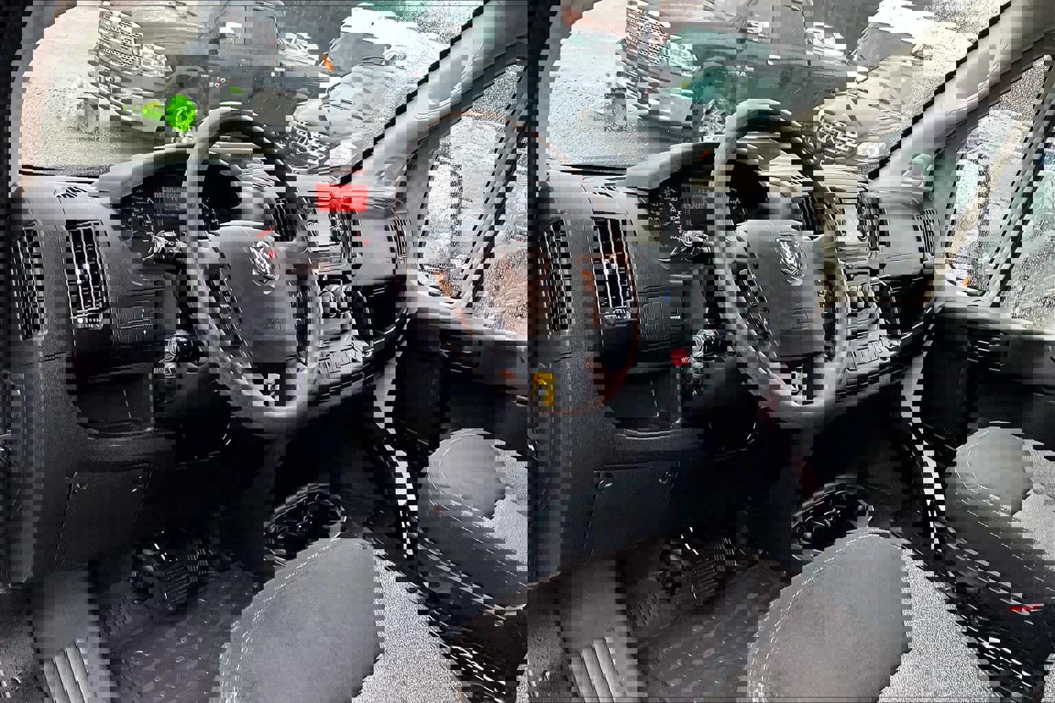 Used 2020 RAM ProMaster 1500 w/ Interior Convenience Group image 15