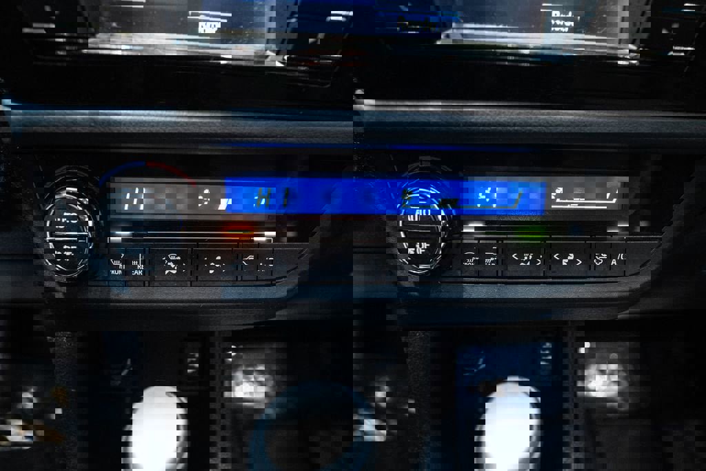 Used 2016 Toyota Corolla S image 20