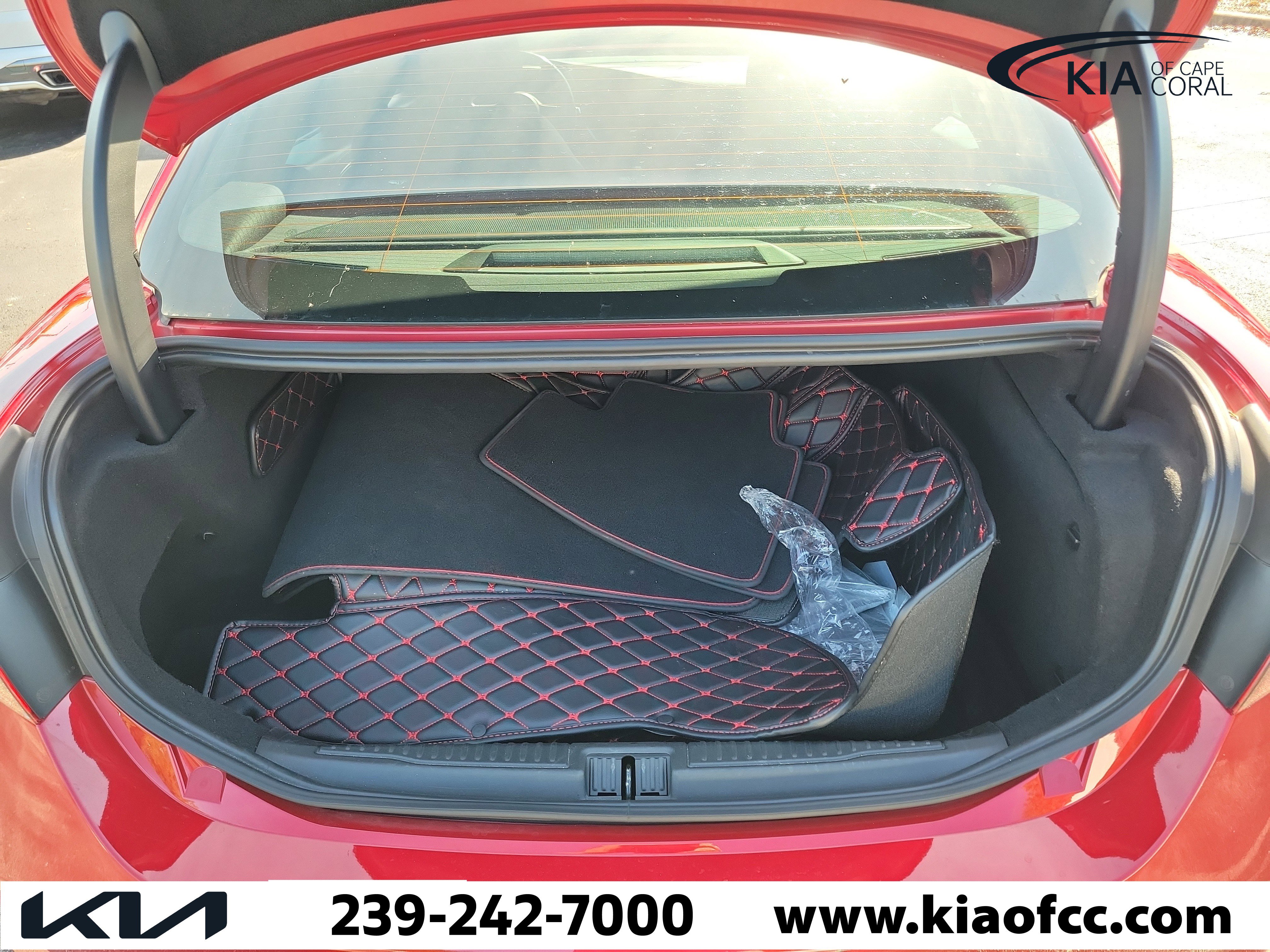 Used 2018 Alfa Romeo Giulia Quadrifoglio image 12