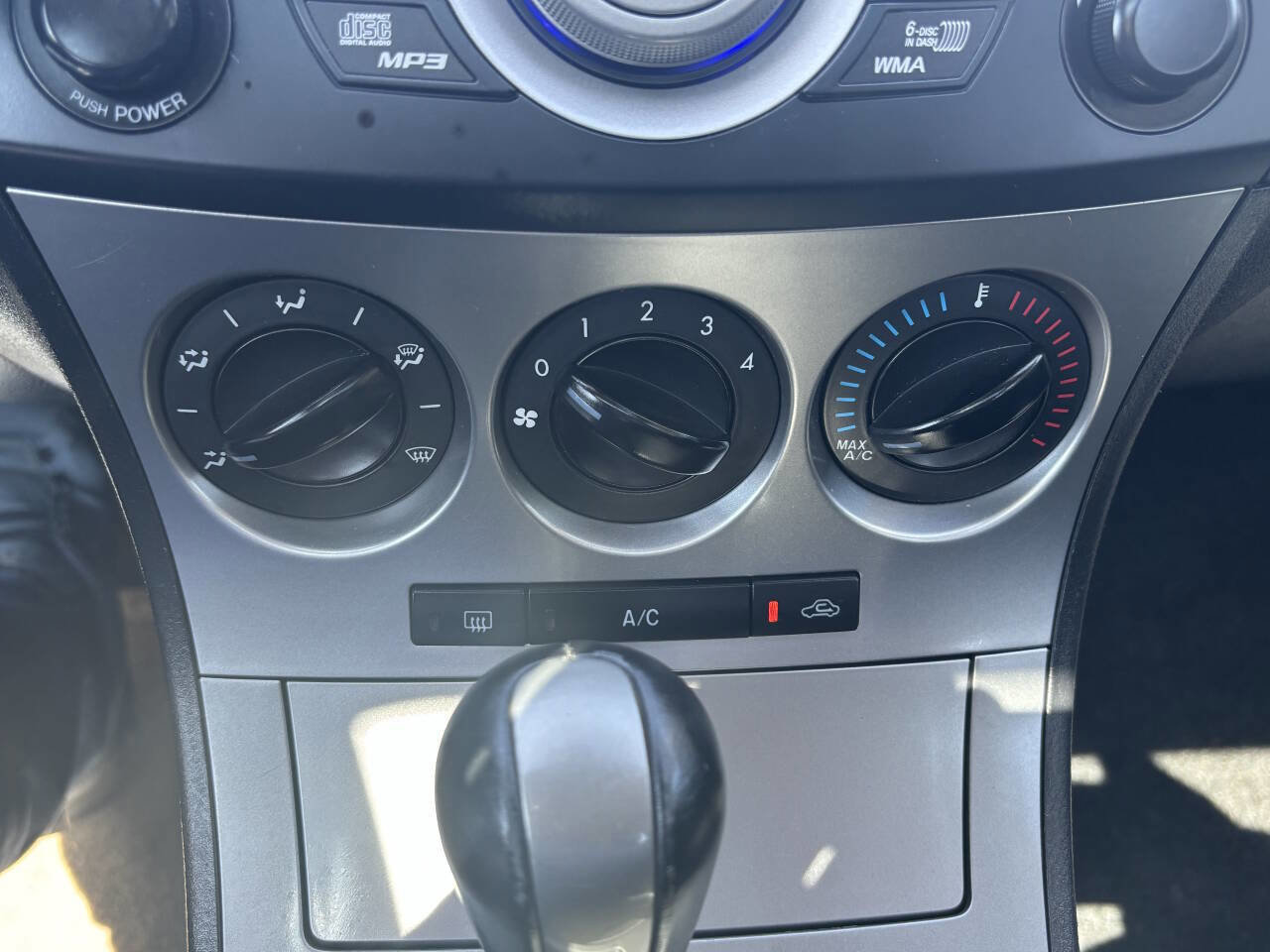 Used 2011 MAZDA MAZDA3 s Sport w/ Tech Pkg image 18