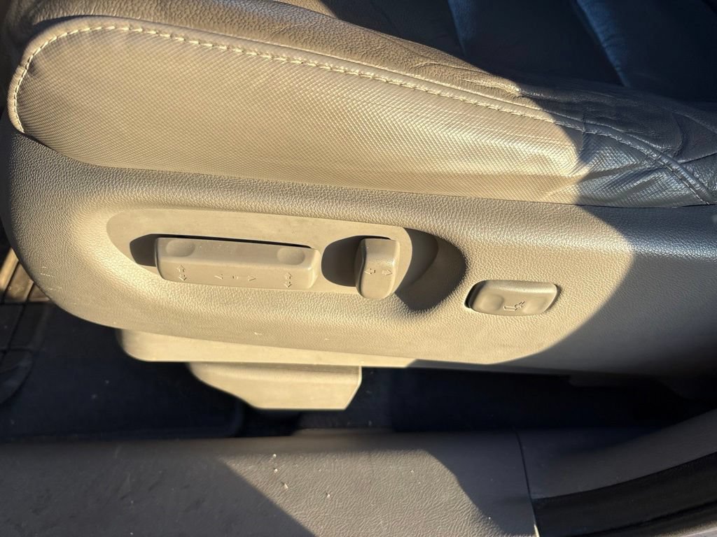 Used 2010 Honda CR-V EX-L image 18