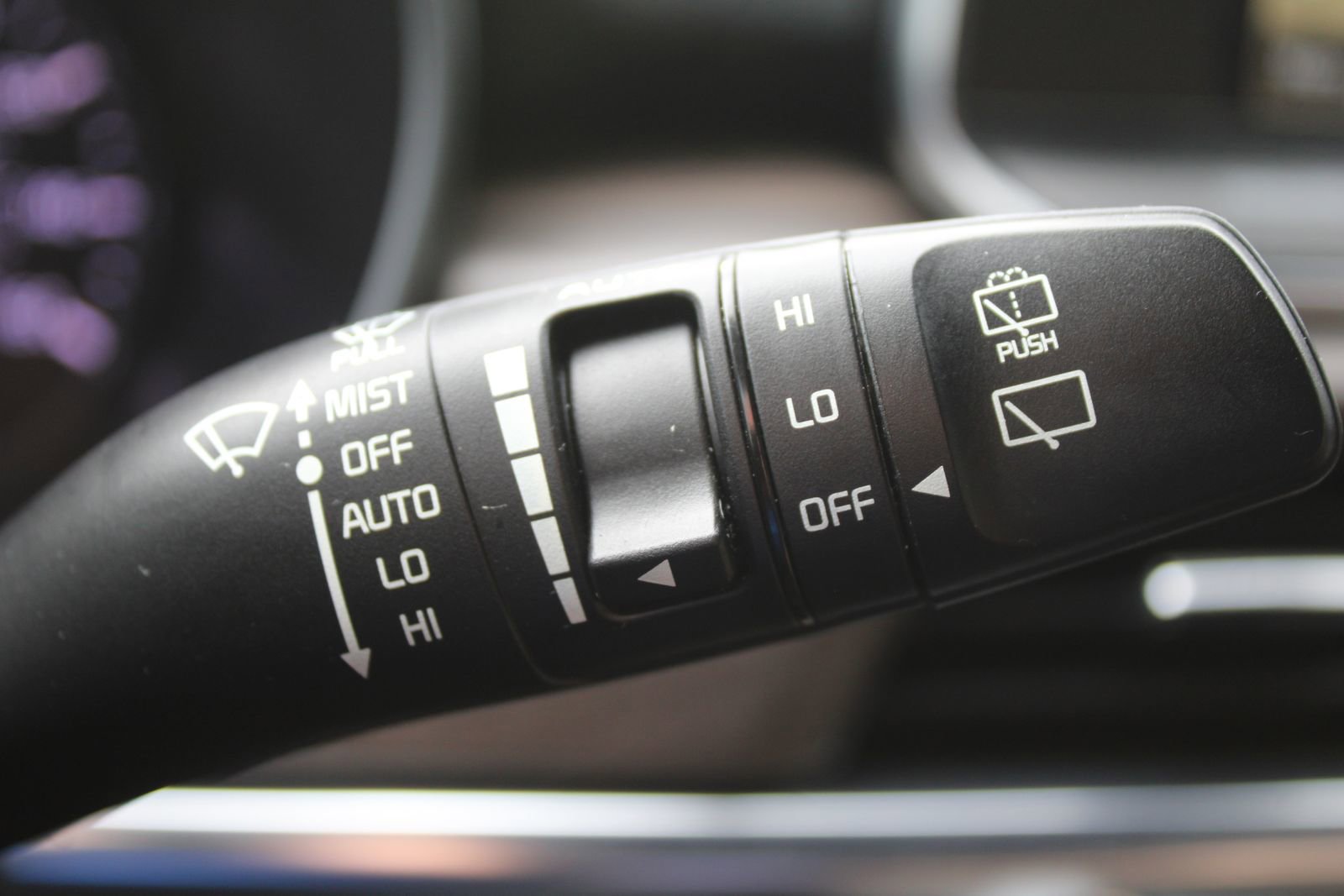 Used 2022 Kia Telluride SX w/ SX Prestige Package image 36