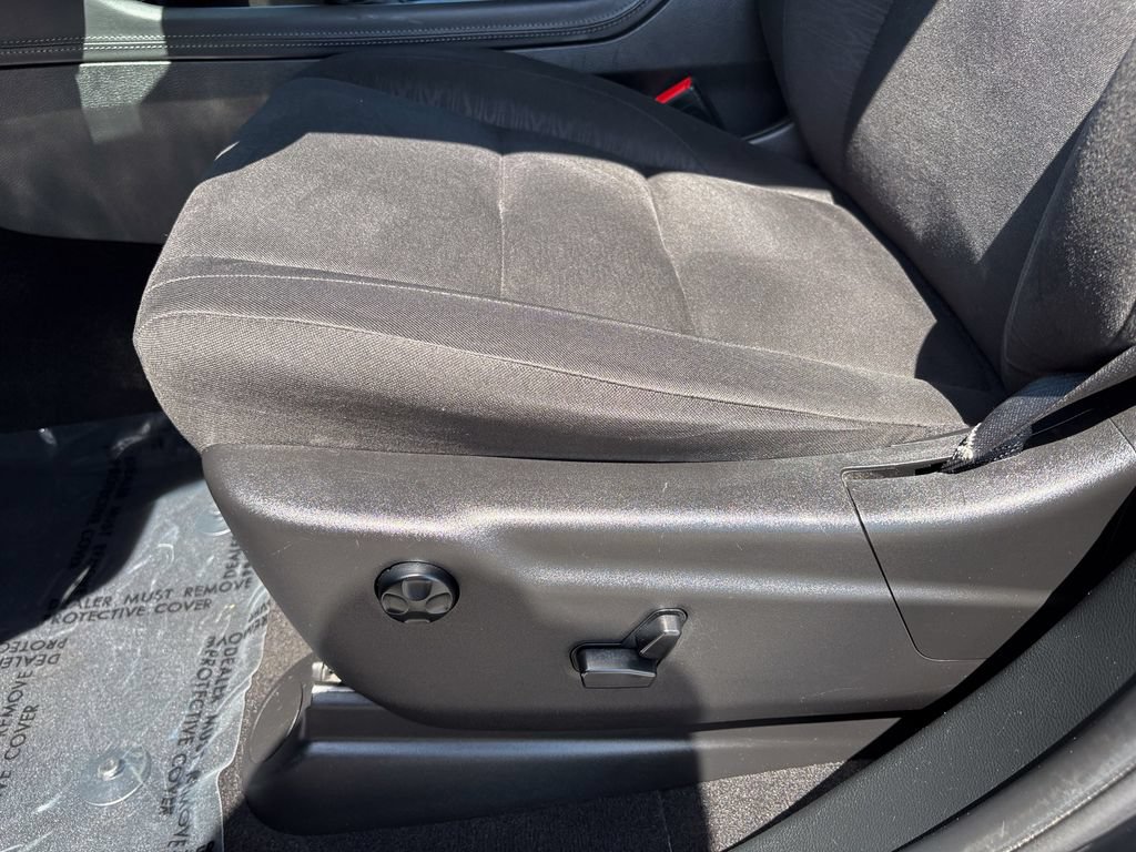 Used 2024 Dodge Durango SXT w/ 3rd Row Seating Group AWD/4WD image 21