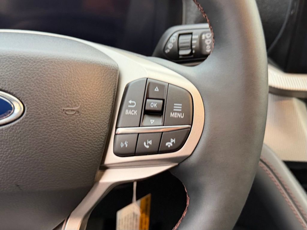 New 2026 Ford Explorer Active RWD image 21