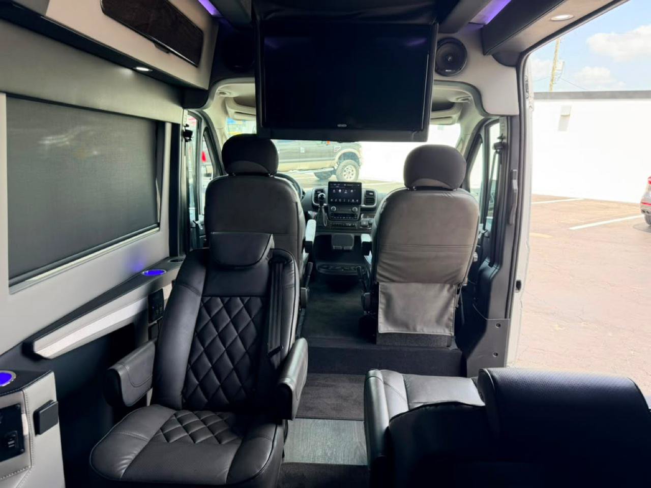 Used 2023 RAM ProMaster 2500 w/ Premium Convenience Group (B) FWD image 44