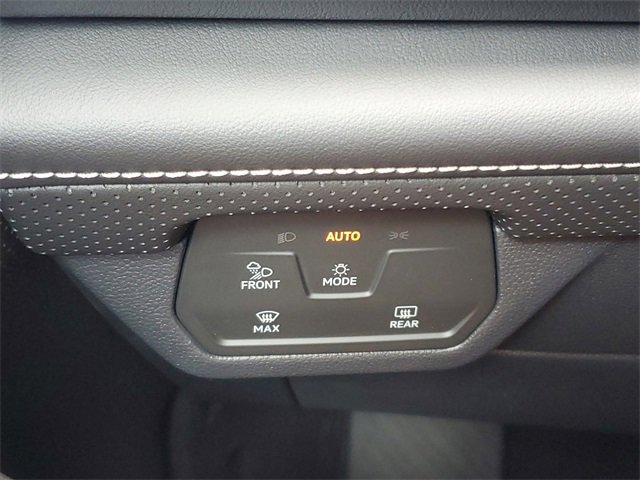 New 2026 Volkswagen Atlas Cross Sport SE image 34