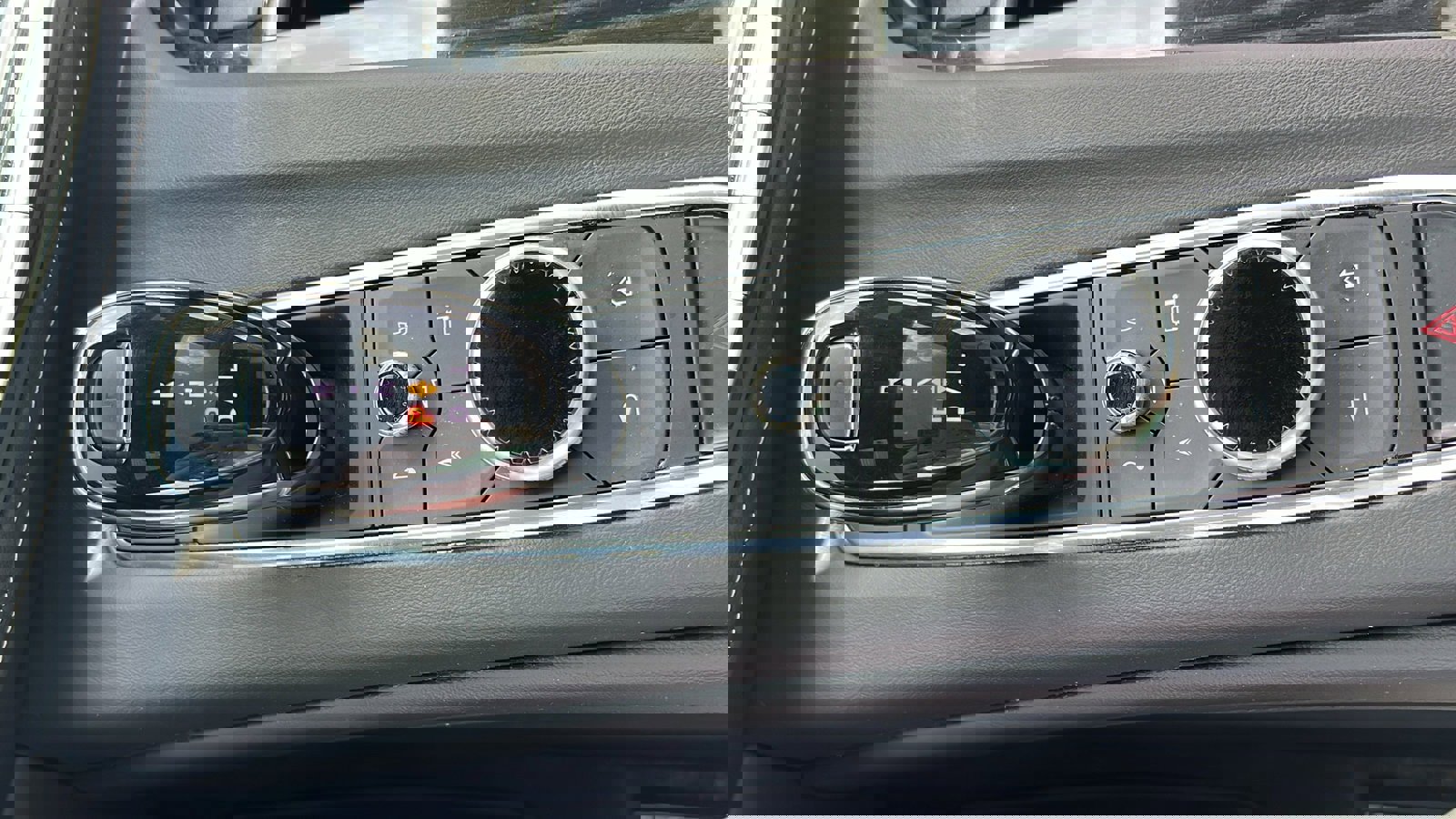 Used 2024 Cadillac Escalade Sport image 30