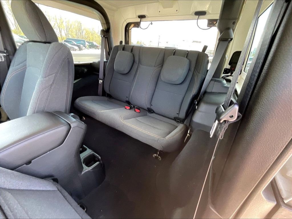 Used 2025 Jeep Wrangler Sport AWD/4WD image 14