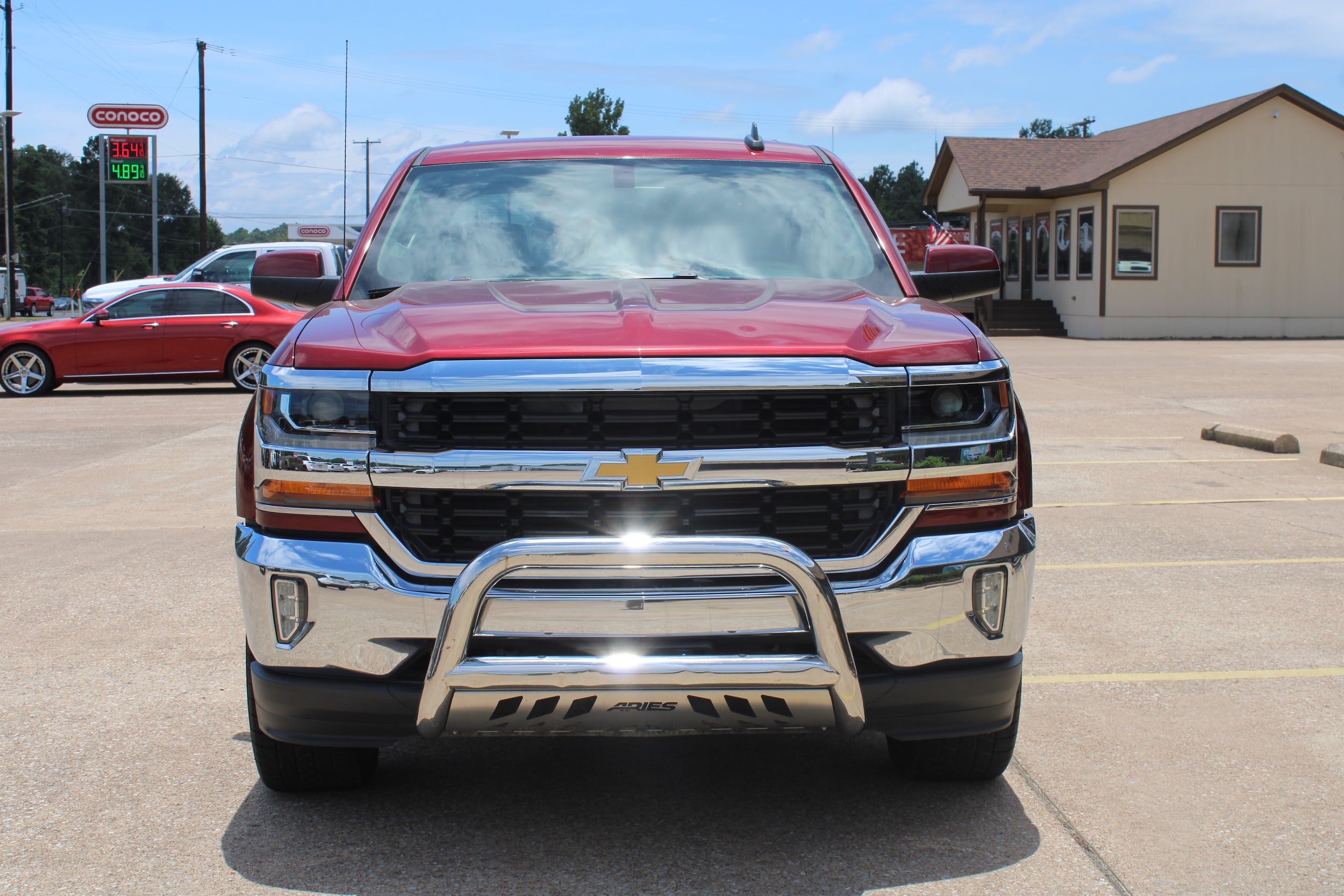 Used 2017 Chevrolet Silverado 1500 LT w/ Texas Edition RWD image 3