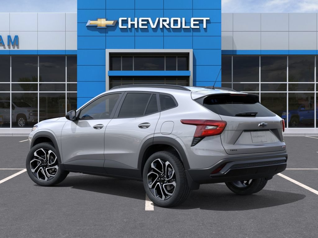 New 2026 Chevrolet Trax RS w/ Sunroof Package FWD image 3