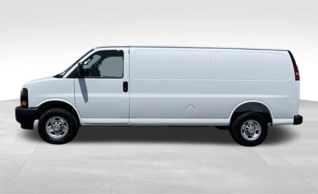 New 2025 Chevrolet Express 2500 Extended w/ Driver Convenience Package RWD image 6