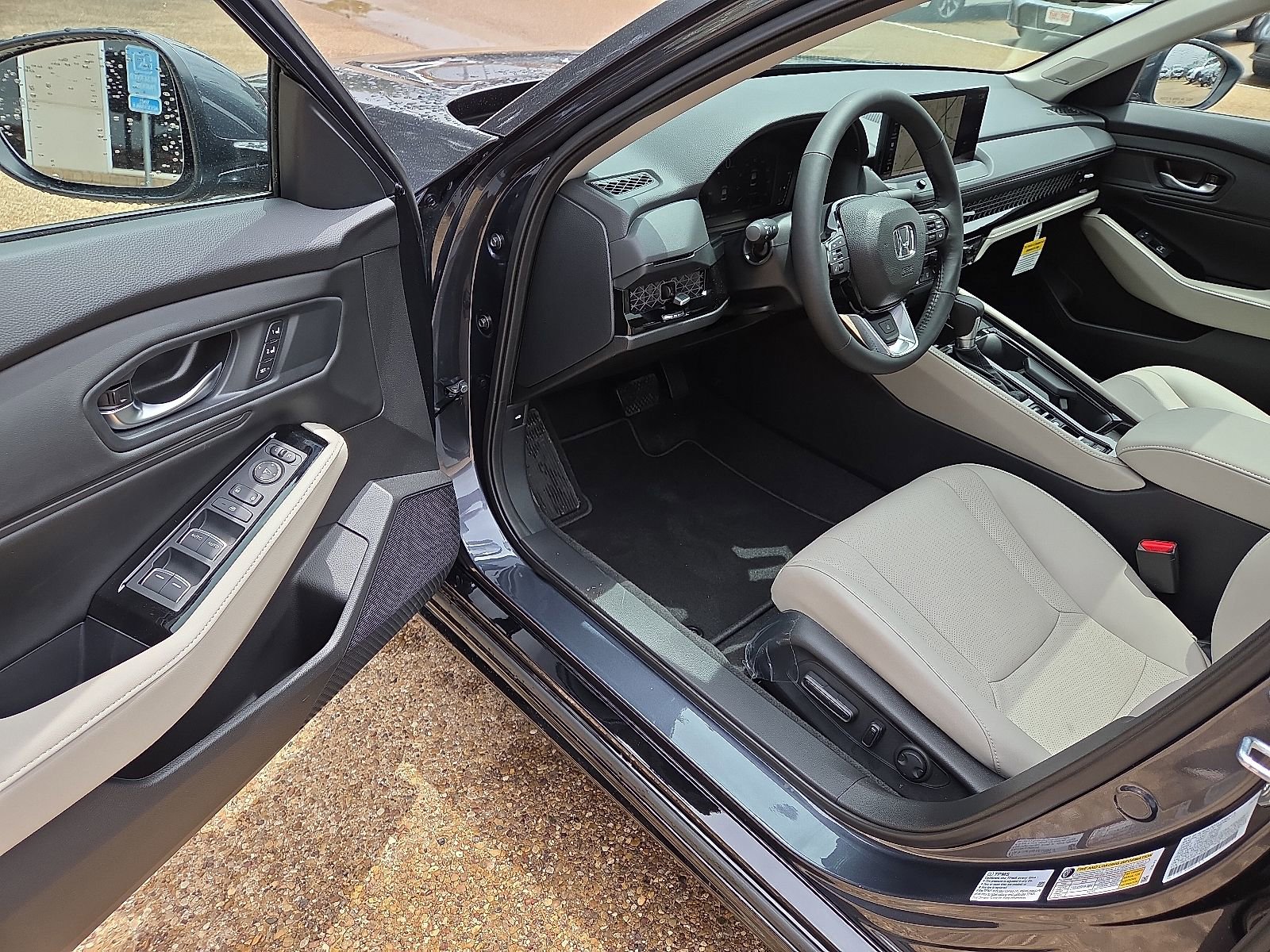 New 2026 Honda Accord Touring image 9