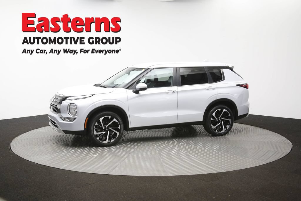 Used 2024 Mitsubishi Outlander SE AWD/4WD image 57