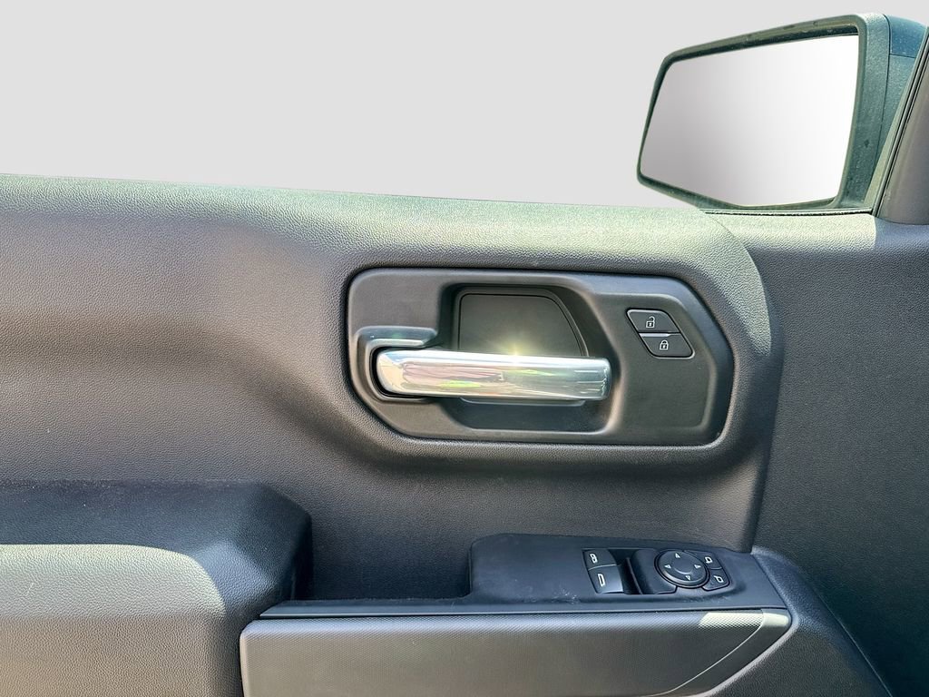 Used 2026 Chevrolet Silverado 1500 W/T w/ WT Safety Package image 9