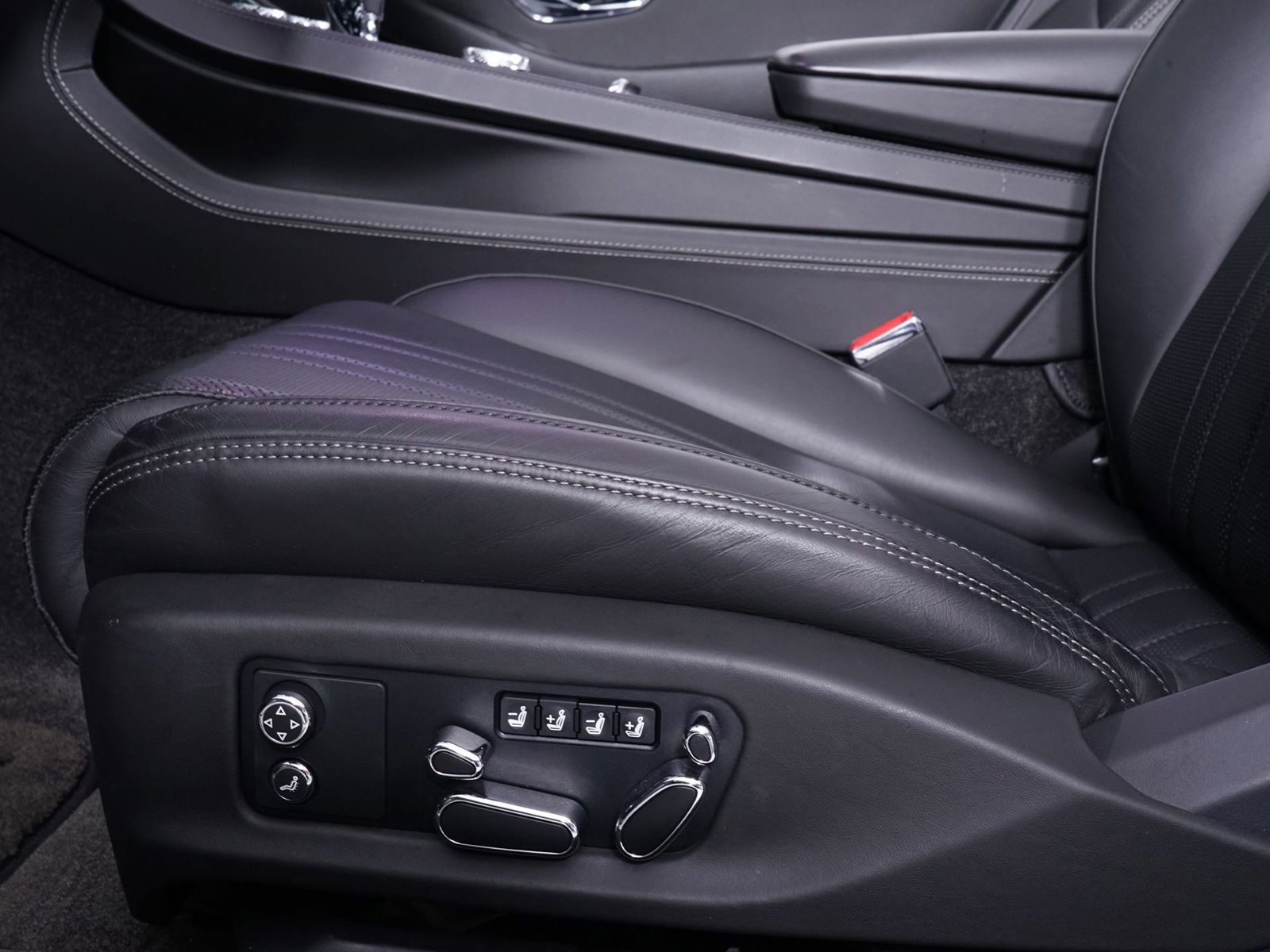 Used 2020 Bentley Continental GT image 24