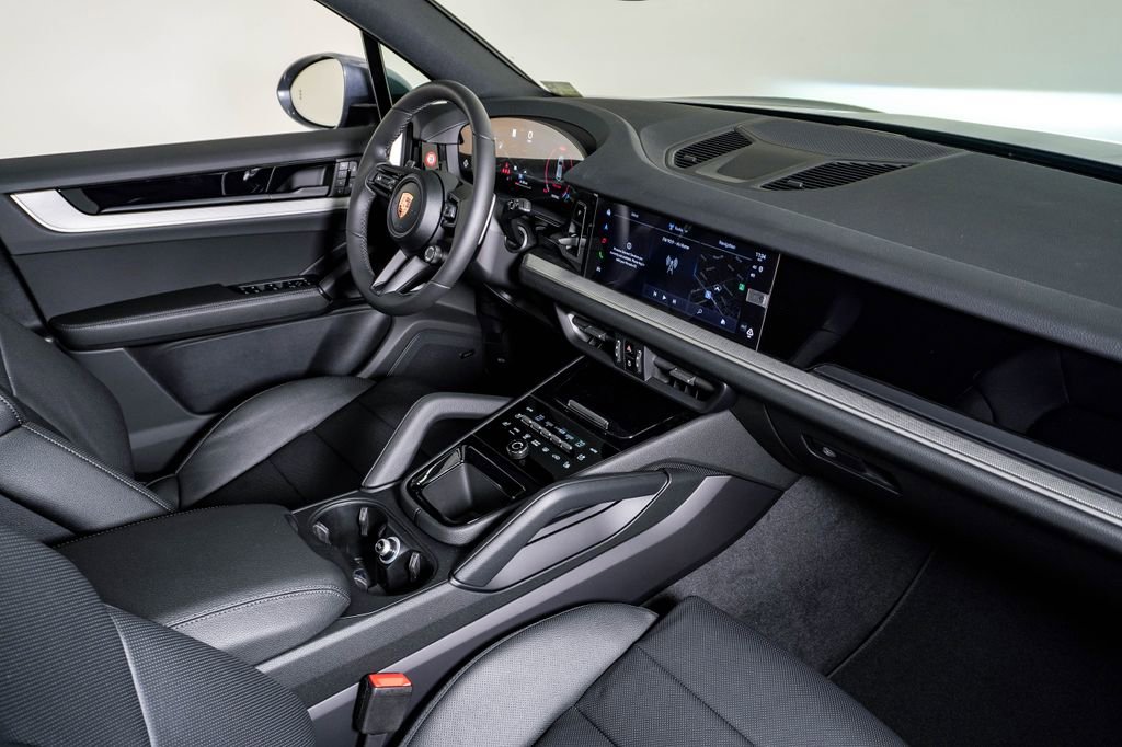 New 2026 Porsche Cayenne AWD/4WD image 14