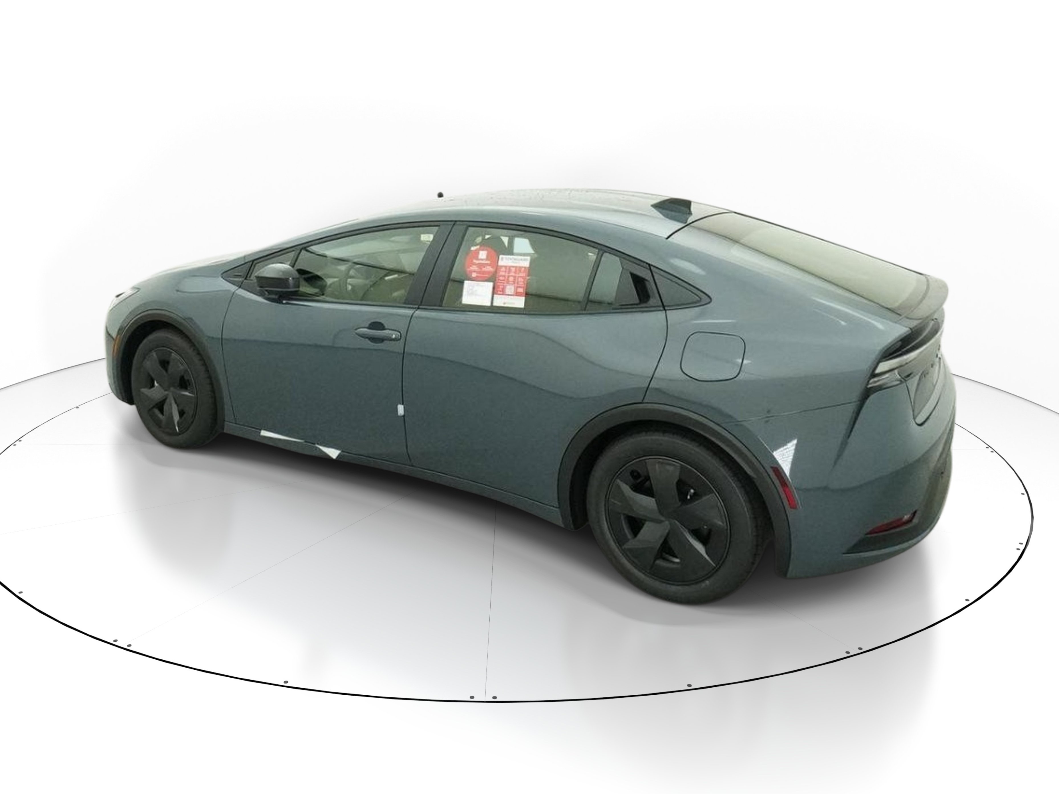 New 2027 Toyota Prius Plug-In Hybrid FWD image 4