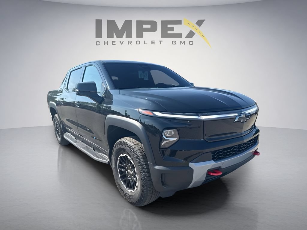 Used 2026 Chevrolet Silverado EV Trail Boss AWD/4WD image 6