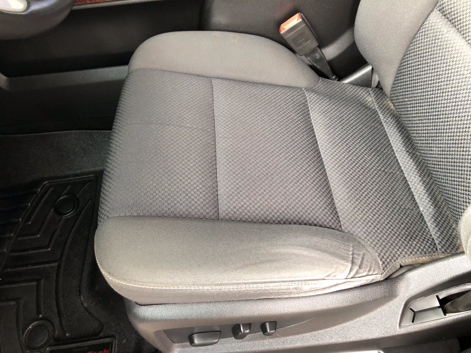 Used 2017 GMC Sierra 1500 SLE w/ SLE Value Package AWD/4WD image 18