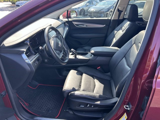 Used 2017 Cadillac XT5 Luxury w/ Driver Awareness Package FWD image 20
