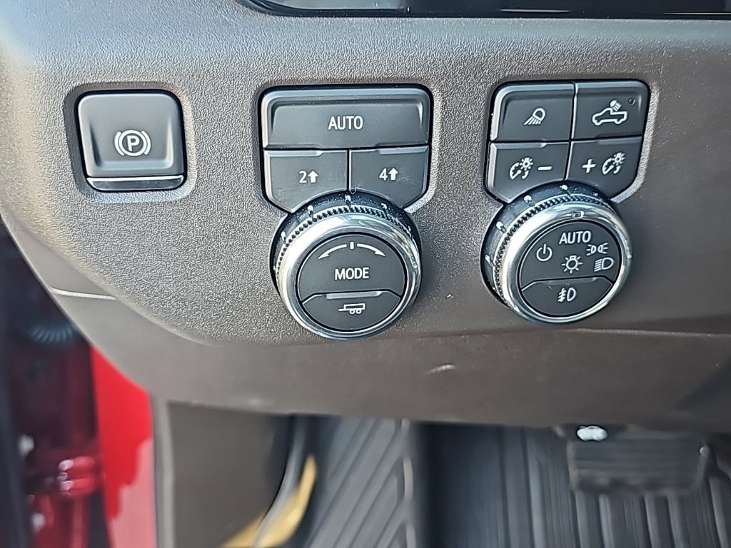 New 2026 GMC Sierra 1500 SLT w/ SLT Premium Package image 16