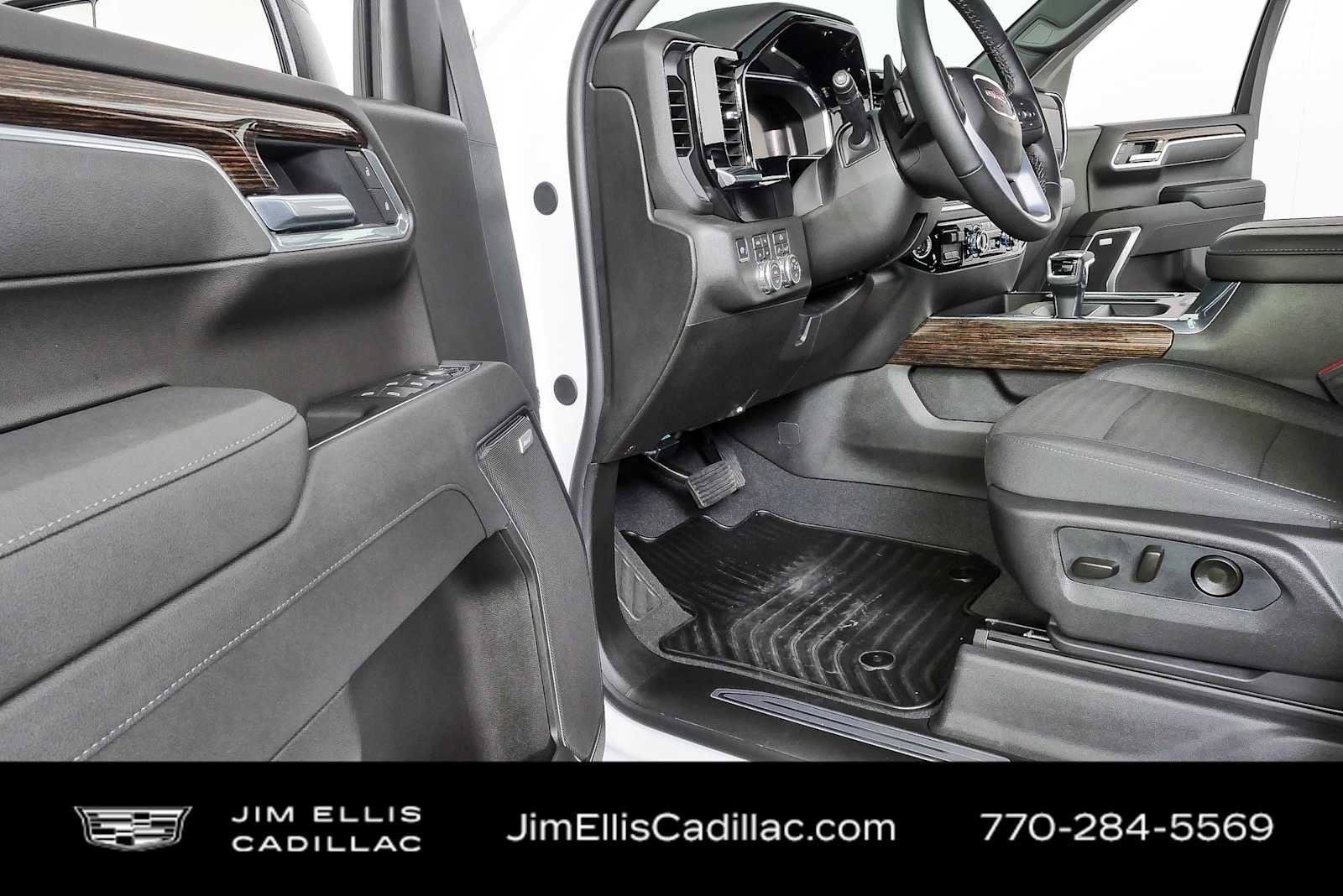 Used 2026 GMC Sierra 1500 Elevation w/ Preferred Package AWD/4WD image 8