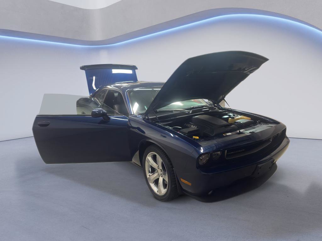 Used 2013 Dodge Challenger R/T Plus RWD image 9