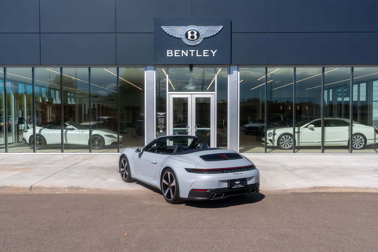 Used 2025 Porsche 911 Carrera image 13