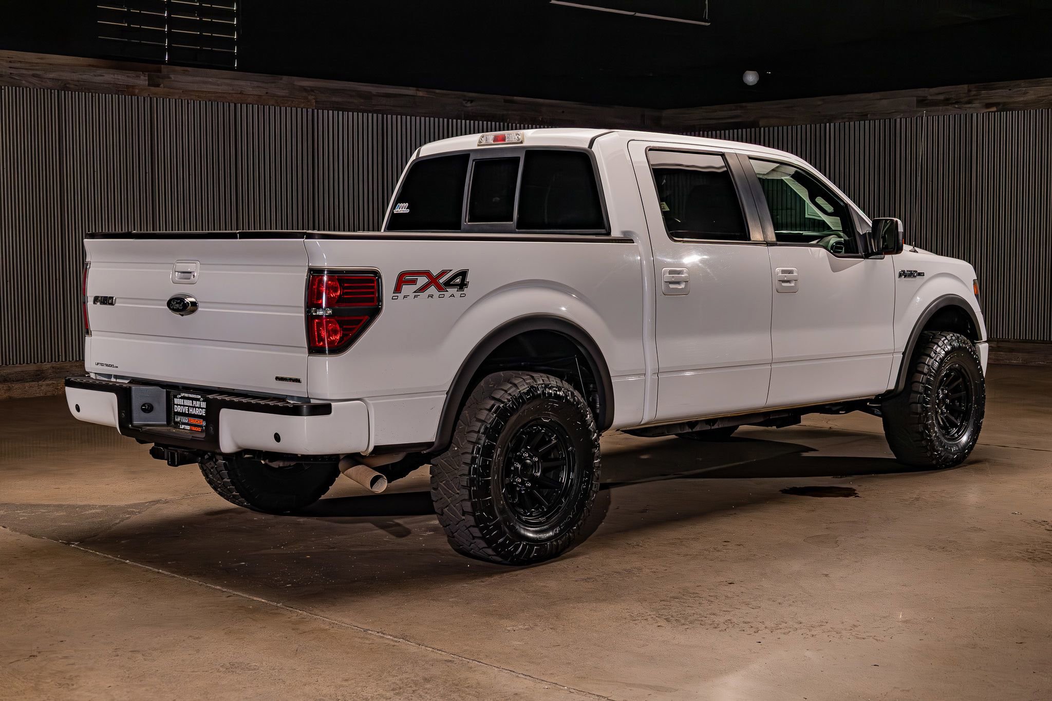 Used 2014 Ford F150 FX4 w/ Equipment Group 402A Luxury AWD/4WD image 10