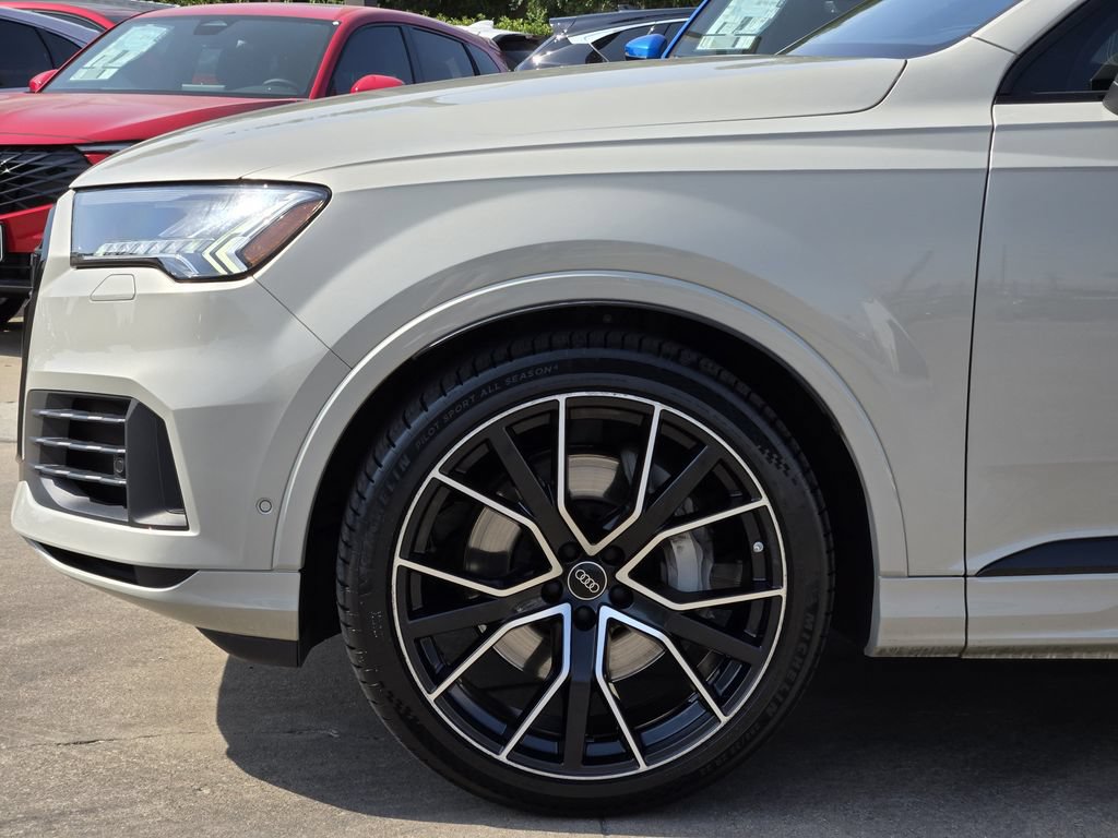 Certified 2023 Audi Q7 3.0T Prestige w/ Prestige Package AWD/4WD image 13