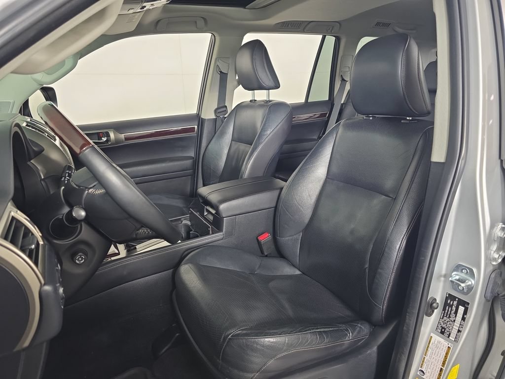 Used 2015 Lexus GX 460 w/ Premium Package AWD/4WD image 25