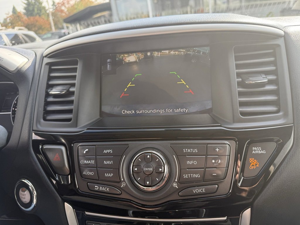 Used 2020 Nissan Pathfinder SV image 26