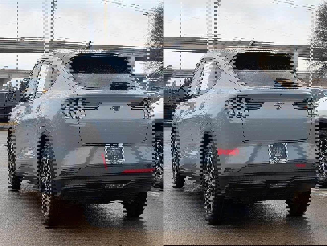 Used 2024 Ford Mustang Mach-E Select image 4