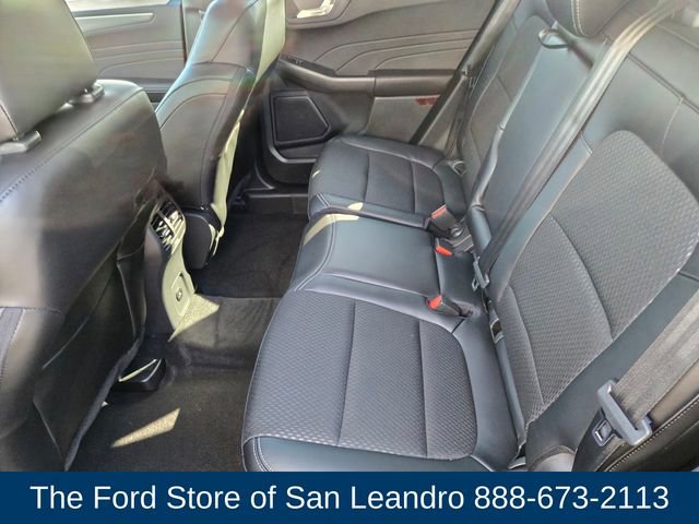 New 2025 Ford Escape SE image 12