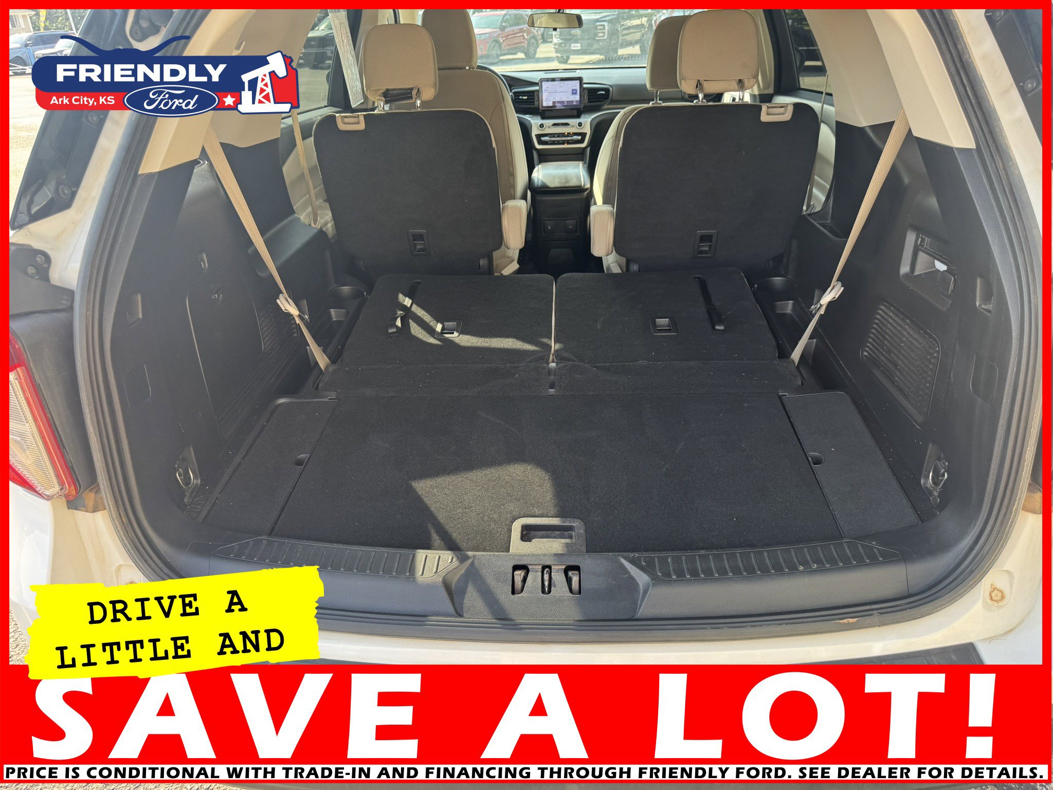 Used 2022 Ford Explorer XLT image 6