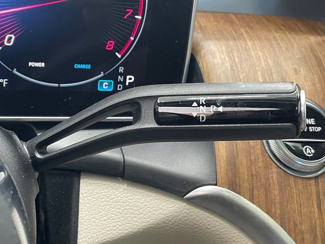 Used 2024 Mercedes-Benz GLC 300 4MATIC image 27