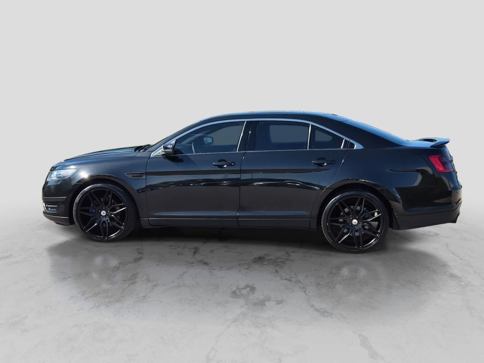 Used 2015 Ford Taurus SHO w/ Equipment Group 401A AWD/4WD image 5