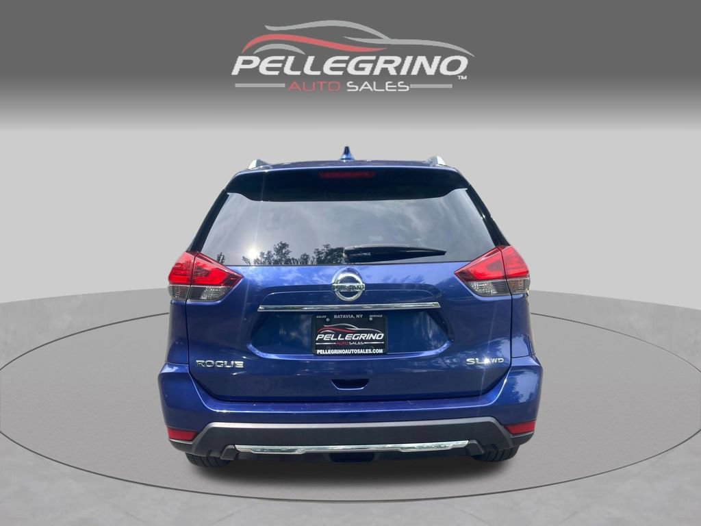 Used 2017 Nissan Rogue SL w/ SL Premium Package AWD/4WD image 6