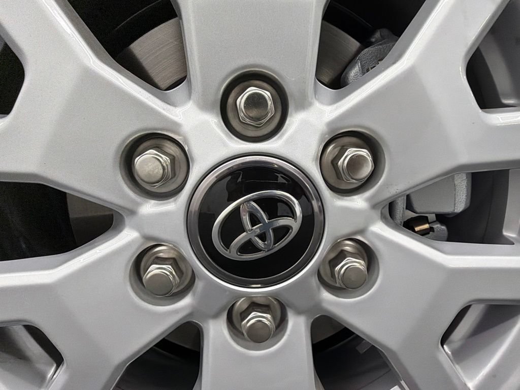Used 2026 Toyota Tacoma SR5 AWD/4WD image 23