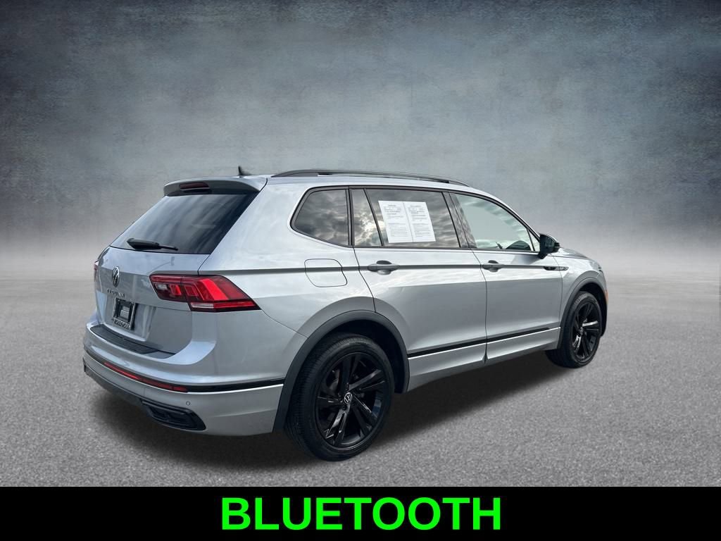 Used 2023 Volkswagen Tiguan SE R-Line image 5