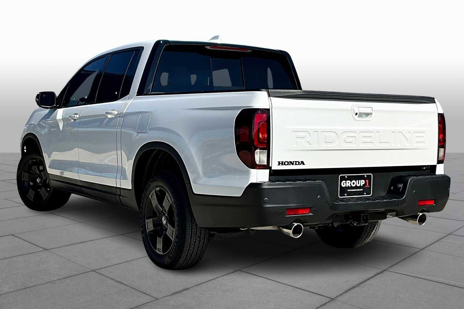 New 2026 Honda Ridgeline Black Edition image 11