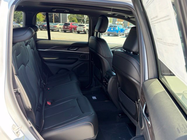 New 2026 Jeep Grand Cherokee Limited AWD/4WD image 31