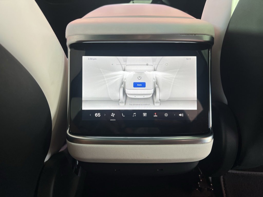 Used 2021 Tesla Model S Plaid image 17