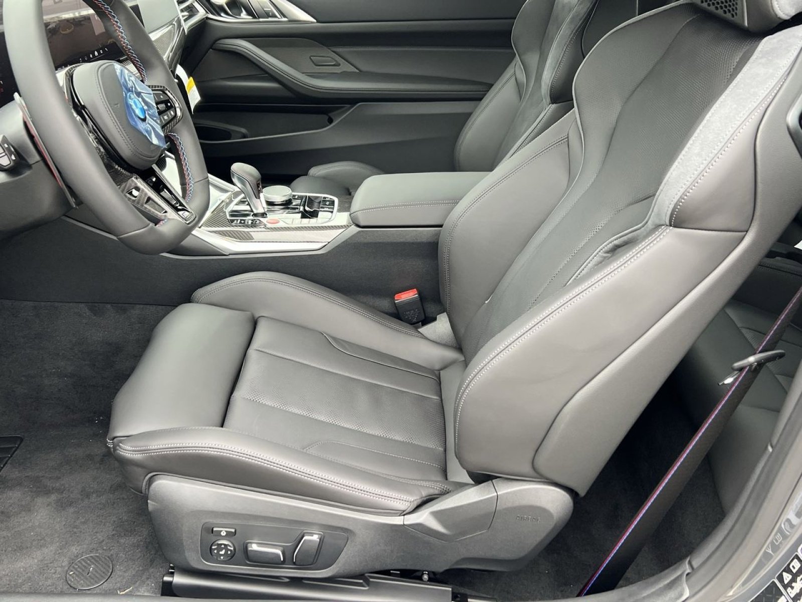 New 2026 BMW M4 xDrive Competition image 10