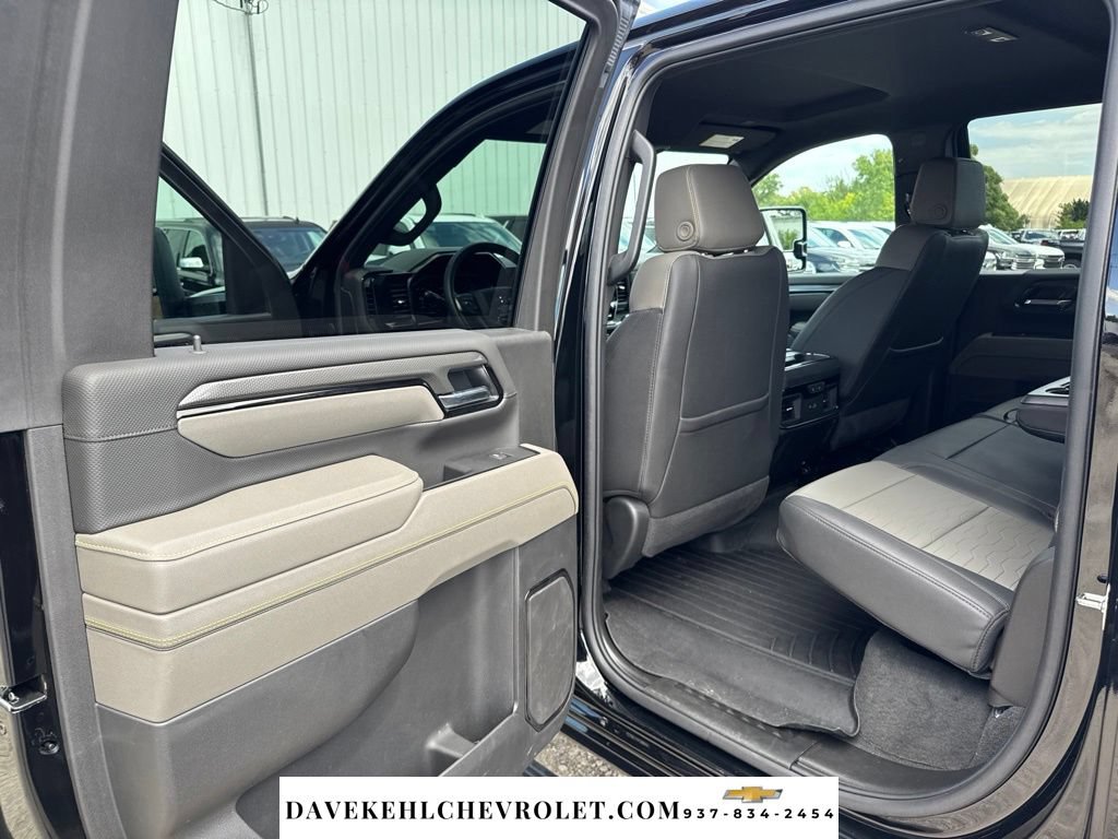 Used 2025 Chevrolet Silverado 2500 ZR2 AWD/4WD image 19