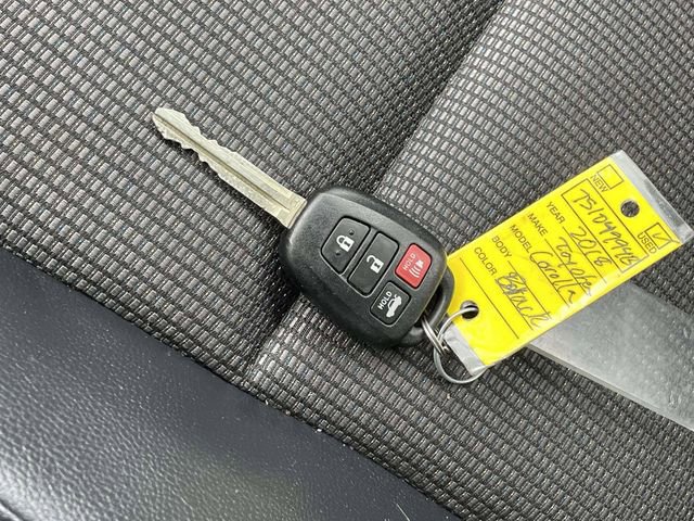 Used 2018 Toyota Corolla SE FWD image 32