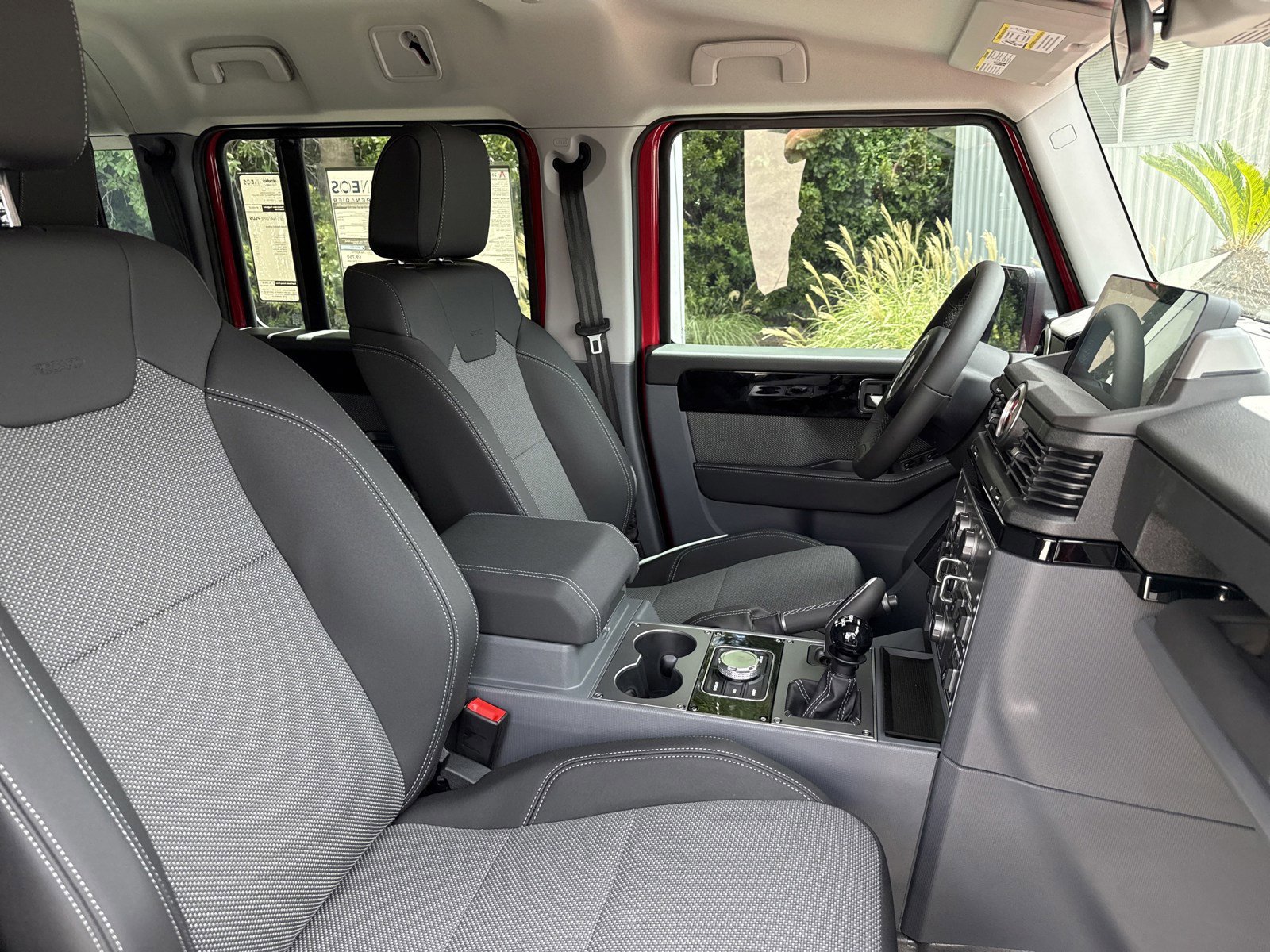 Used 2025 INEOS Grenadier image 33