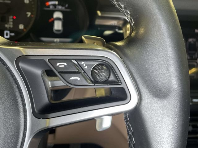 Certified 2020 Porsche Macan AWD/4WD image 42